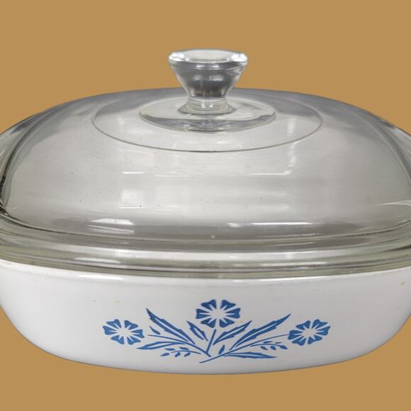 Vintage 1980s Corning Ware Blue Cornflower 1 QT Casserole Dish P-1-B - Picture 3 of 6